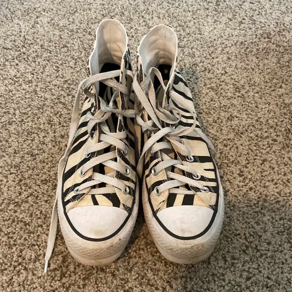 platform zebra print converse, size 8.5 women’s.